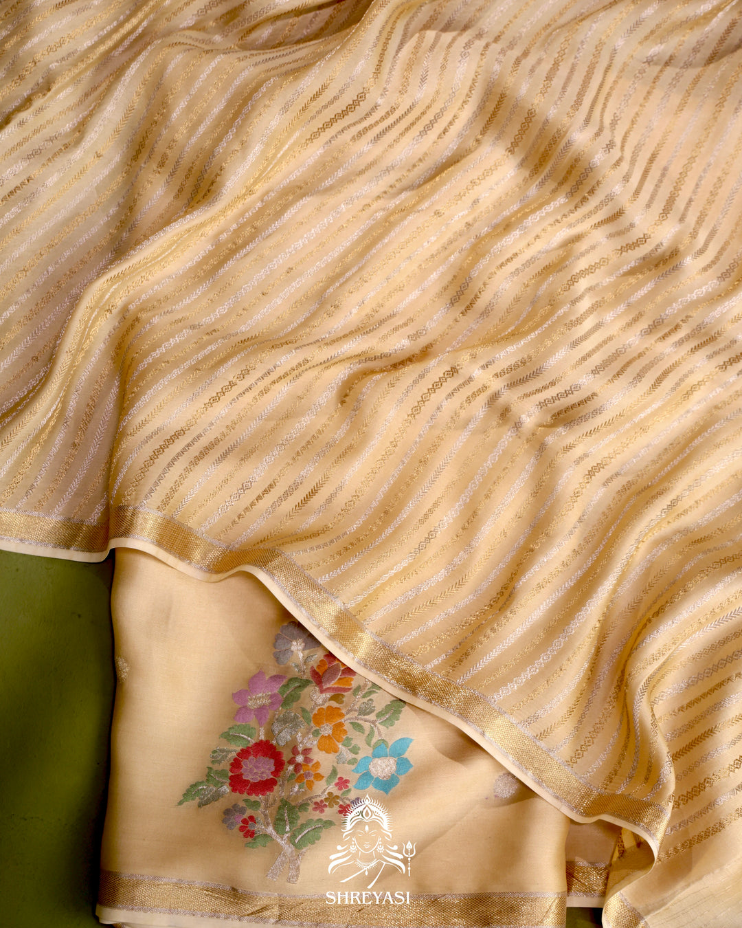 Handloom Pure Mashru Silk Saree with Sona Rupa Meenakari Bhutis and Nakshi Pallu