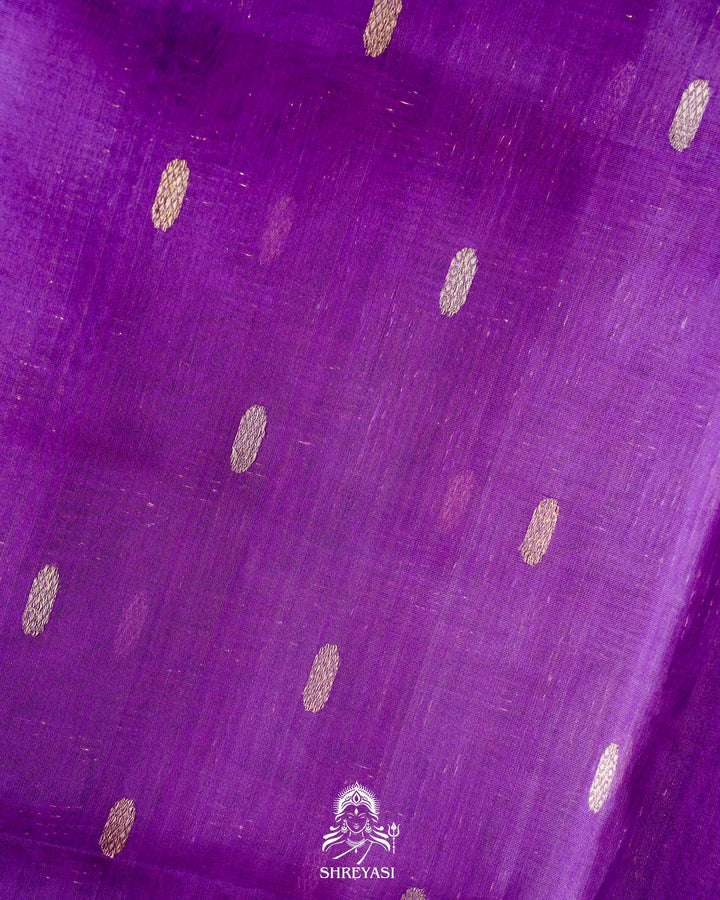 Handloom Pure Banarasi Kora Silk Saree with Kadwa Weaving and Hand Embroidered Maggam Work Blouse