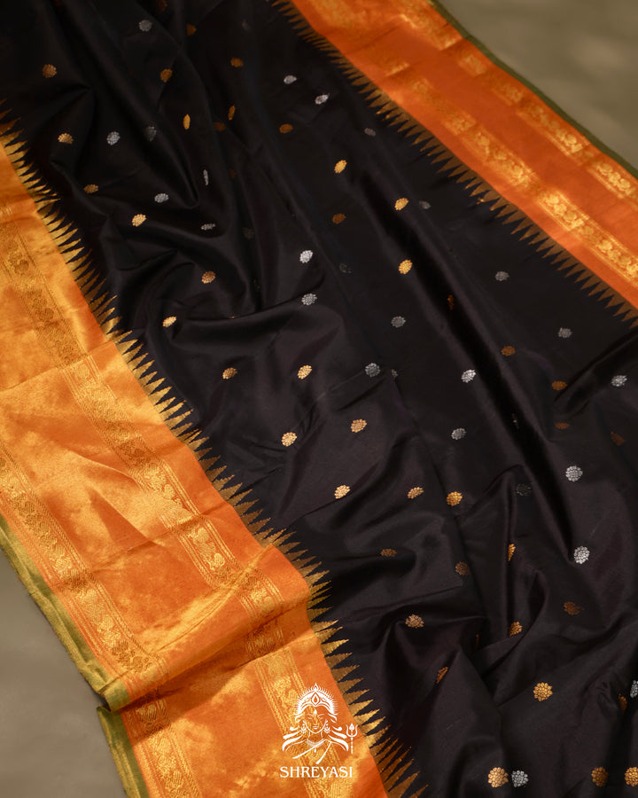 Tissue Gadwal Silk Saree with Kuttu Korvai Border and Contrast Silk Bhuti Blouse