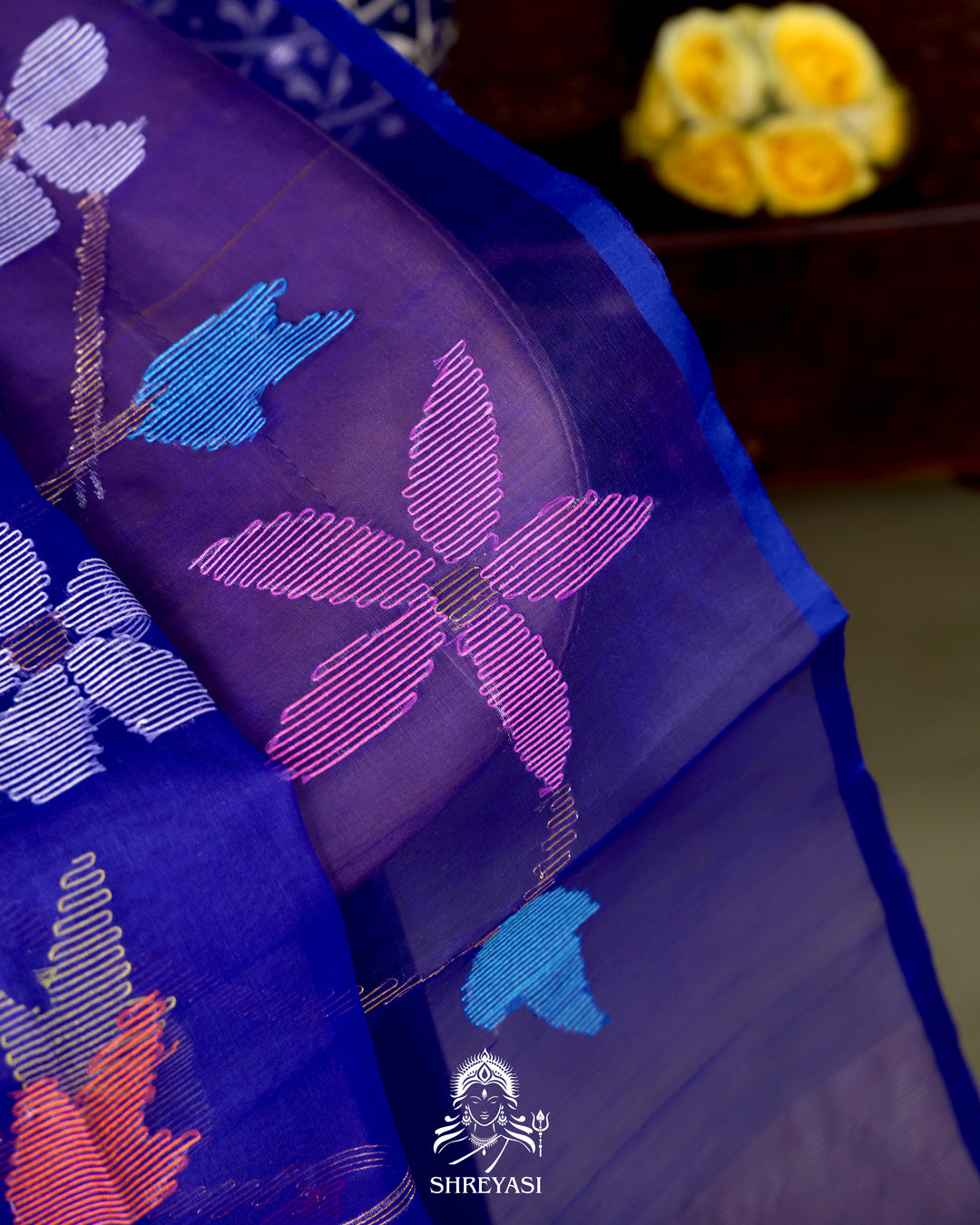 Handloom Pure Muslin Jamdani Saree in Full Jaal Needle Weaving