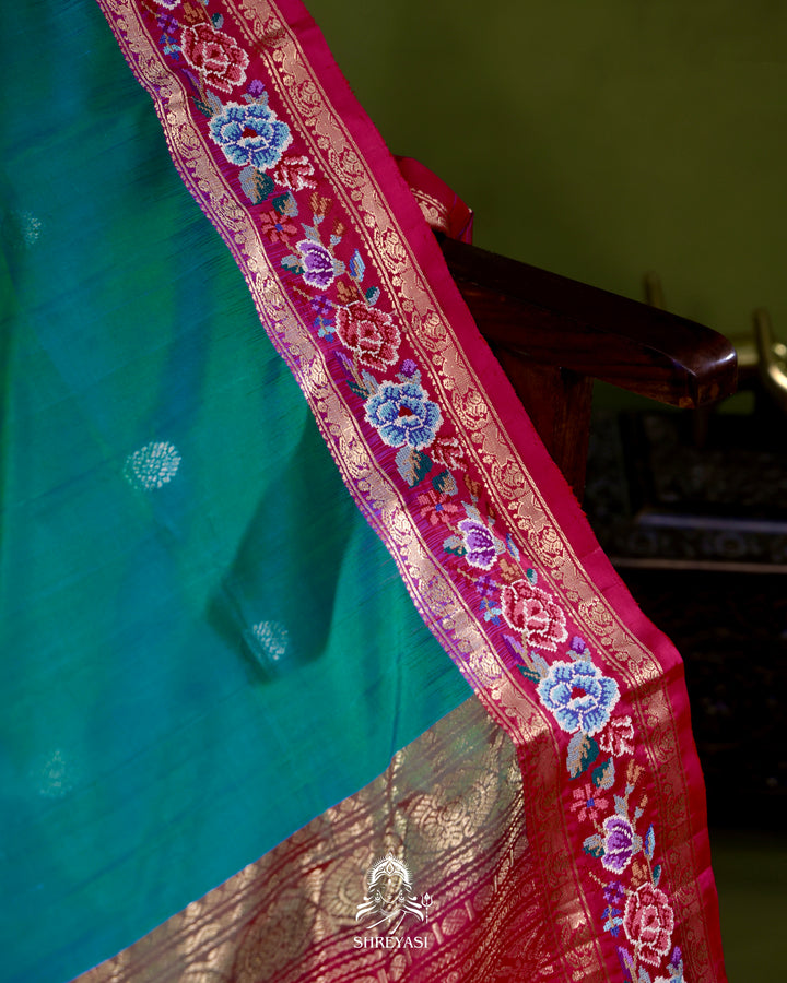 Handloom Pure Kanjivaram Silk Saree with Petit Point Embroidered Borders