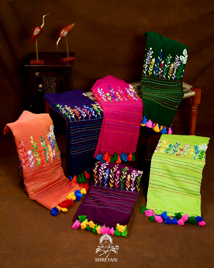 Handwoven Pure Mul Cotton Saree with Thread Embroidery