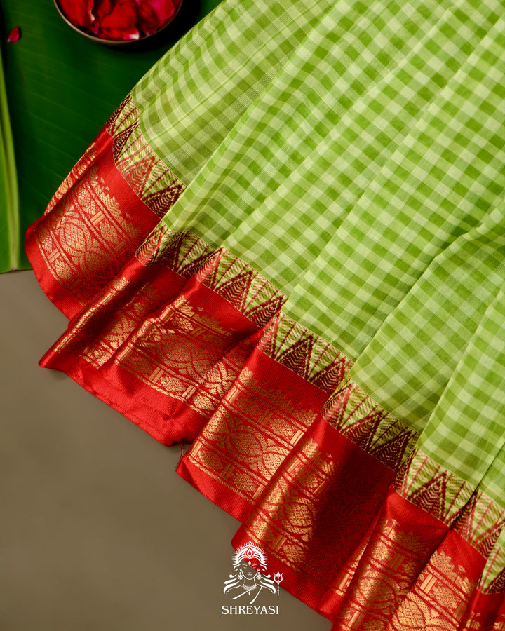 Handloom Pure Gadwal Cotton Saree with Contrast Silk Border and Zari Pallu