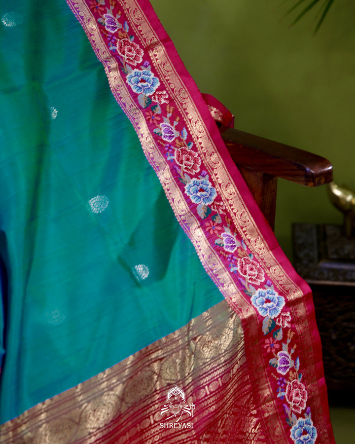 Handloom Pure Kanjivaram Silk Saree with Petit Point Embroidered Borders