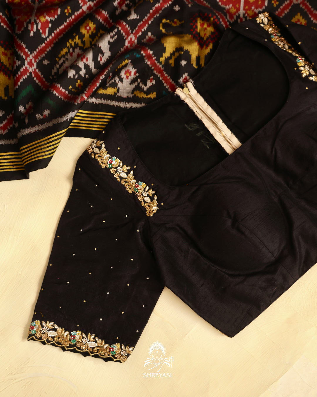 Rajkot Single Ikat Patola Silk Saree