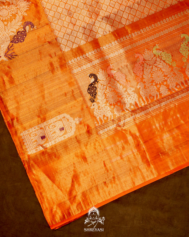 Handloom Pure Gadwal Silk Saree with Tissue Border & Contrast Full Bhuti Silk Blouse