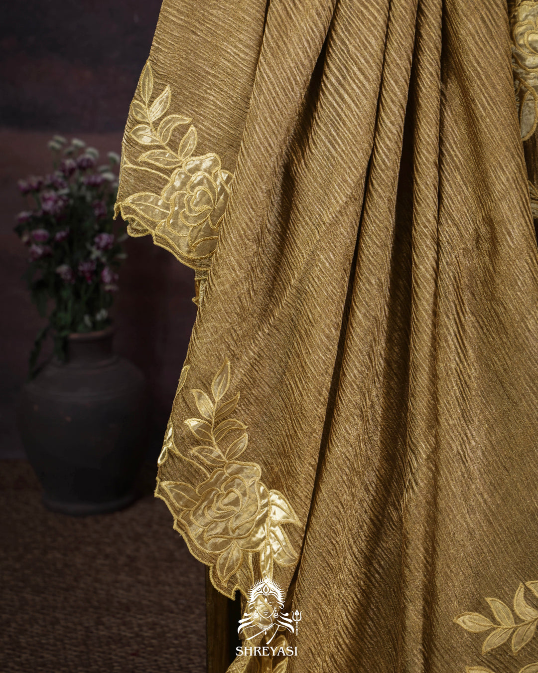 Handloom Pure Banarasi Crushed Tissue Silk Saree with Appliqué Borders
