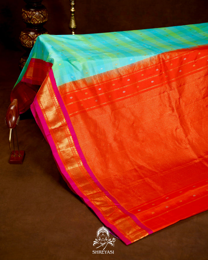 Handloom Pure Gadwal Silk Saree with Contrast Pallu & Full Bhuti Blouse