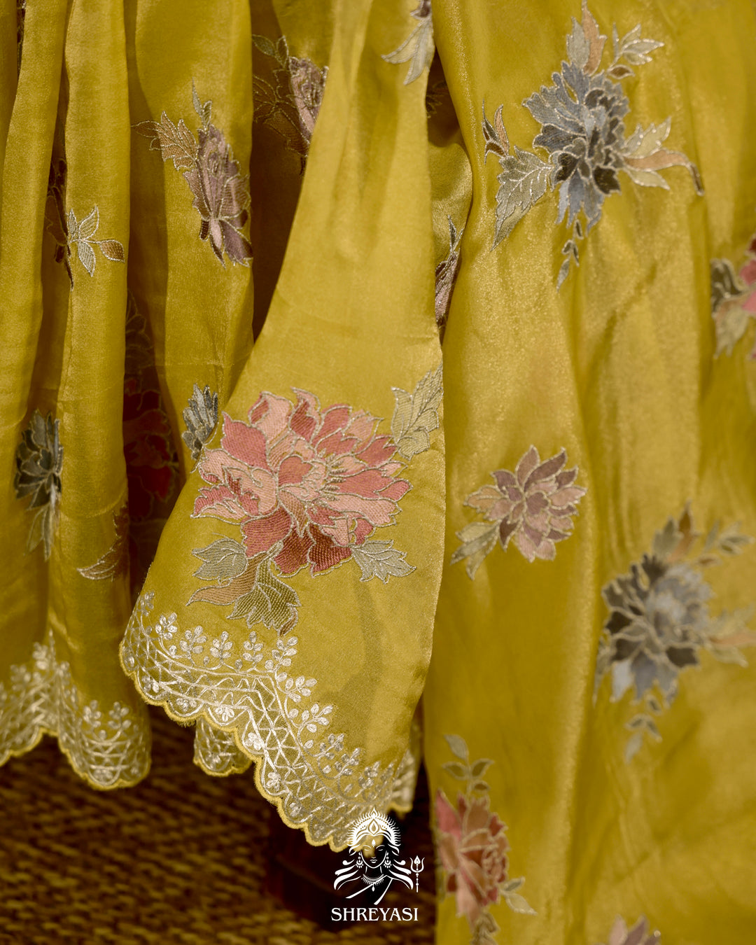 Pure Tissue Silk Saree with Floral Threadwork and Pita Embroidered Border