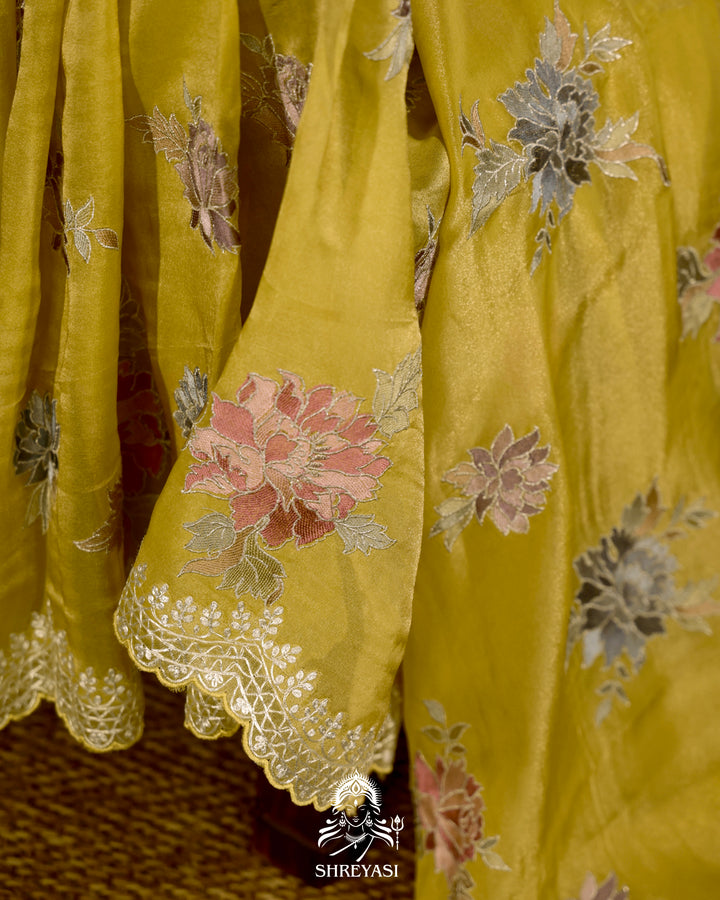 Pure Tissue Silk Saree with Floral Threadwork and Pita Embroidered Border
