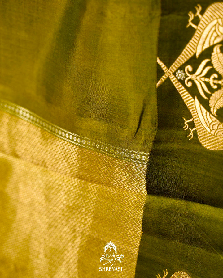 Pure Banarasi Soft Silk Saree with Mashru Border