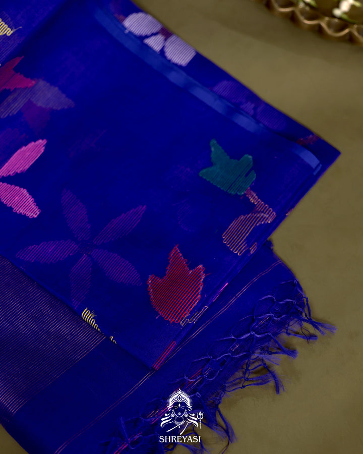 Handloom Pure Muslin Jamdani Saree in Full Jaal Needle Weaving