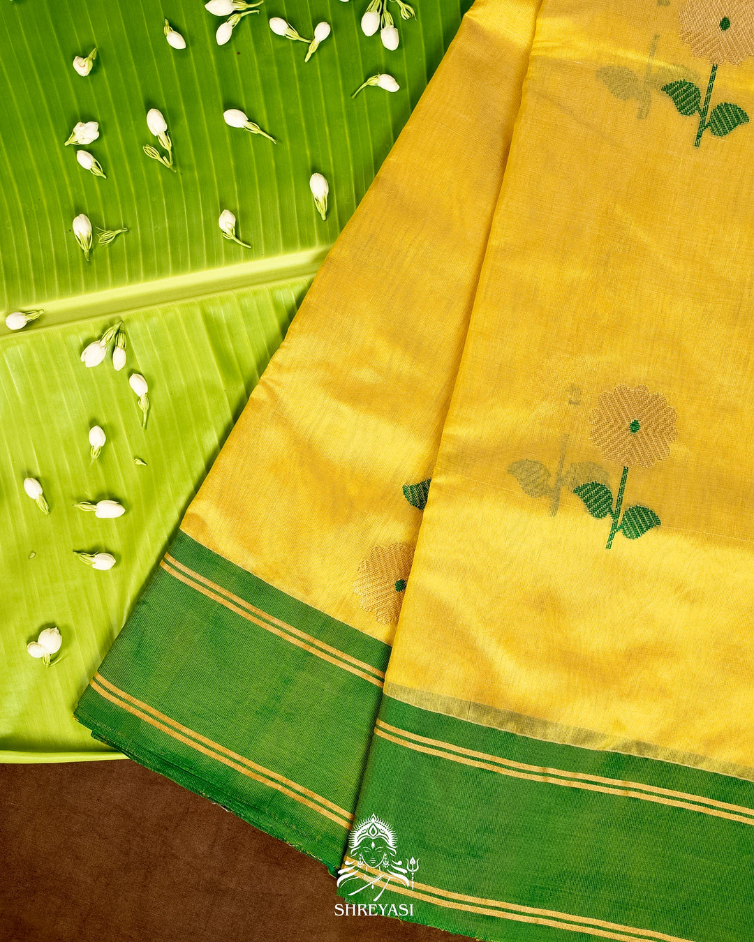 Handloom Pure Chanderi Pattu Silk Saree with Meena Buta and Contrast Pattu Border