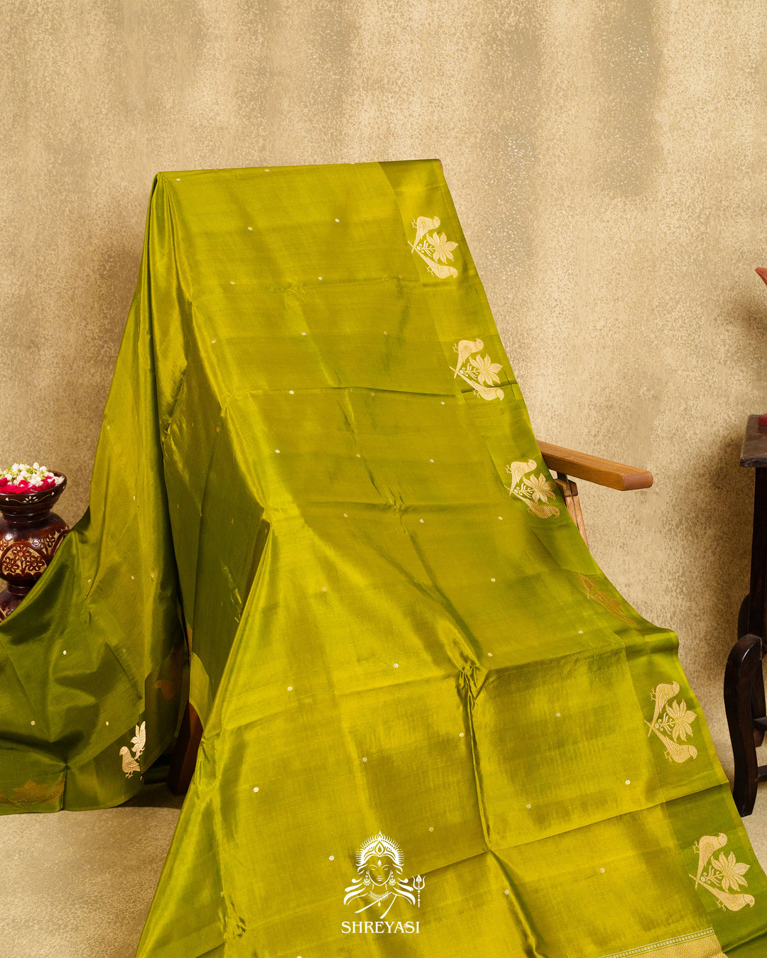 Pure Banarasi Soft Silk Saree with Mashru Border