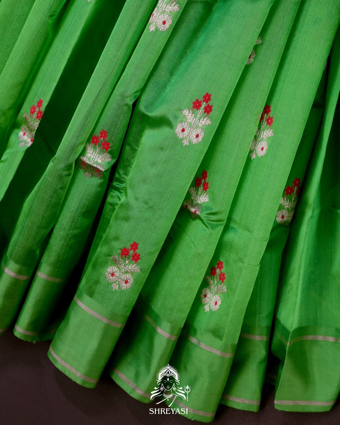 Handloom Pure Chanderi Soft Pattu Silk Saree with Meenakari Bhutis