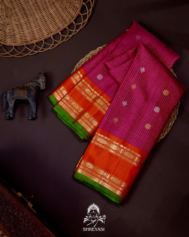 Handloom Pure Gadwal Silk Saree with Kuttu Korvai Border