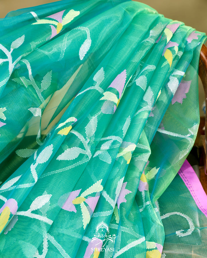 Muslin Jamdani Saree with Full Jaal Weaving