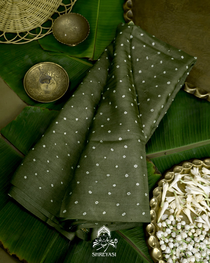 Handloom Pure Tussar Silk Saree with Hand Knotted Bandhej and Pen Kalamkari Pallu and Blouse