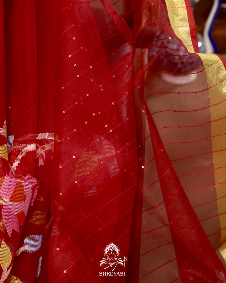 Muslin Jamdani Saree with Needle Weaving and Paithani Tissue Pallu