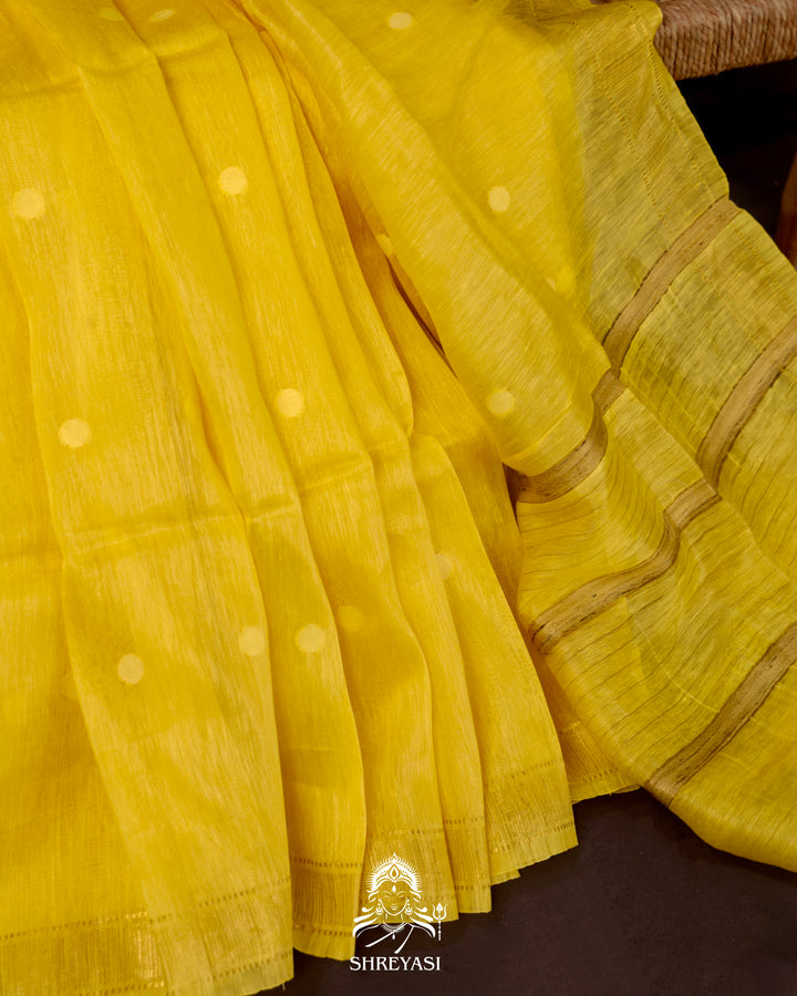 Handloom Pure Linen Saree with Zari Border