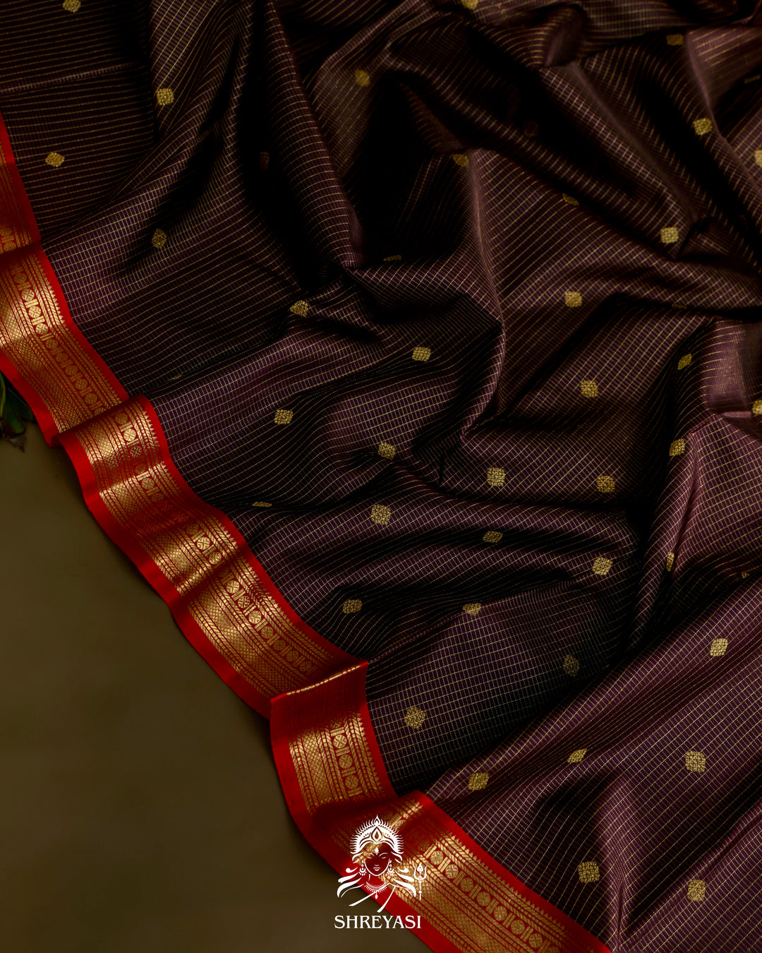 Kanjivaram Silk Saree with Real Zari and Vairoosi Weaving