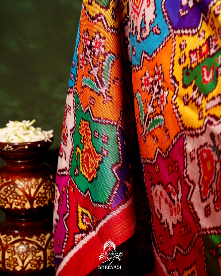 Multicoloured Handloom Pure Twill Patola Silk Saree