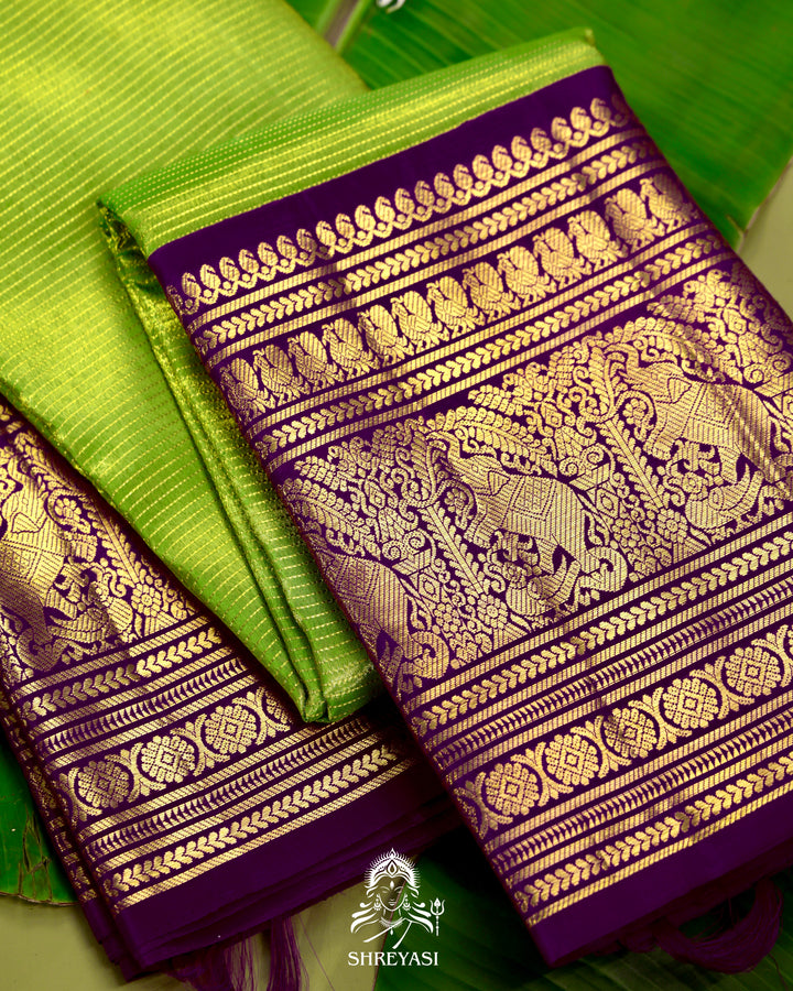 Kanjivaram Silk Saree With Real Zari in Vairoosi Weaving