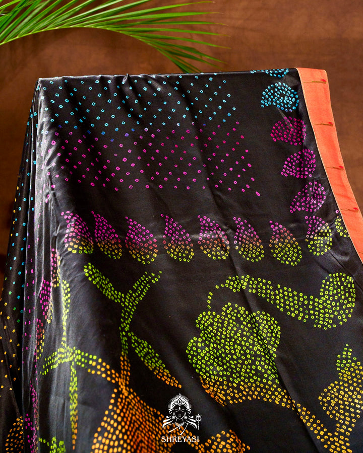 Handloom Pure Gaji Silk Bandhej Saree with Pure Paithani Border