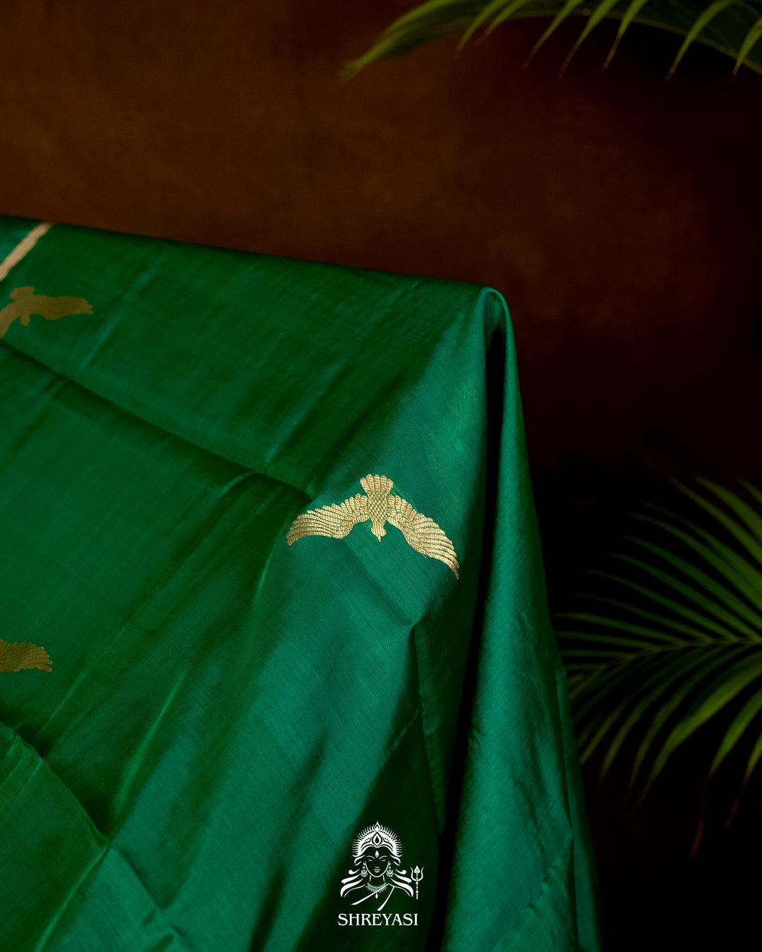 Handloom Pure Chanderi Pattu Silk Saree in Emerald Green with Bird Motifs