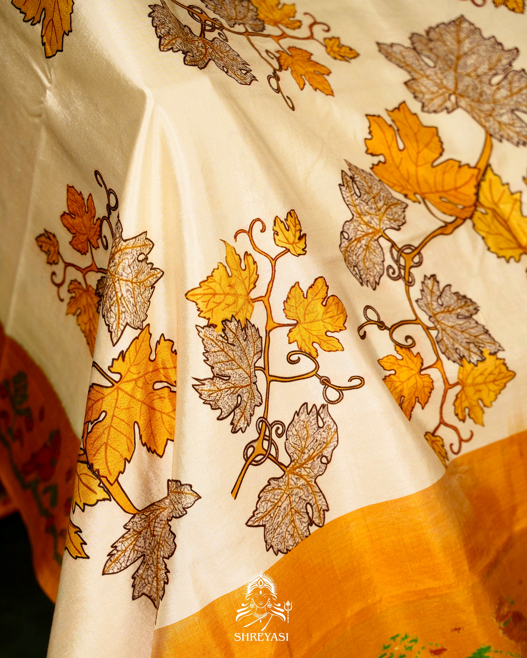 Handloom Pure Pochampally Ikkat Silk Saree with Digital Print