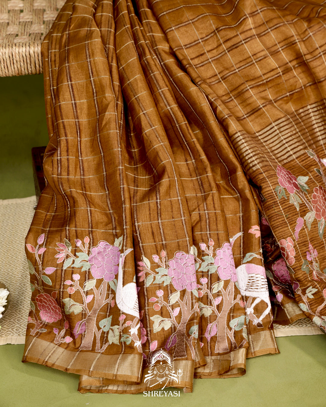 Pure Linen Tussar Silk Saree with Resham Embroidered Borders