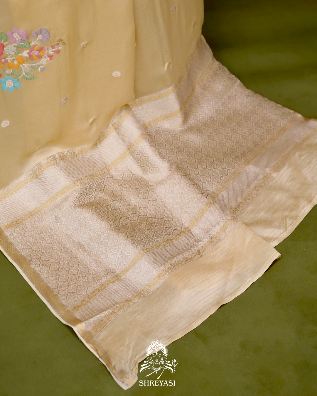 Handloom Pure Mashru Silk Saree with Sona Rupa Meenakari Bhutis and Nakshi Pallu