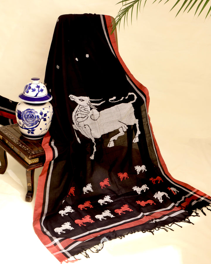 Handloom Bawan Buta cotton saree featuring traditional Jamdani woven motifs and contrast borders