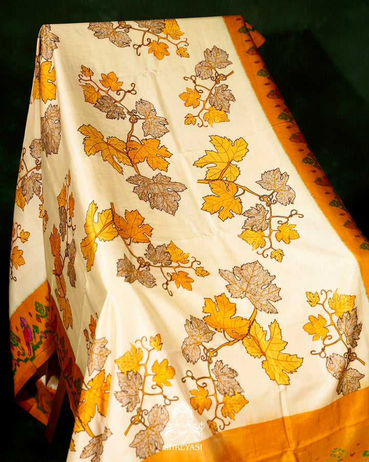 Handloom Pure Pochampally Ikkat Silk Saree with Digital Print