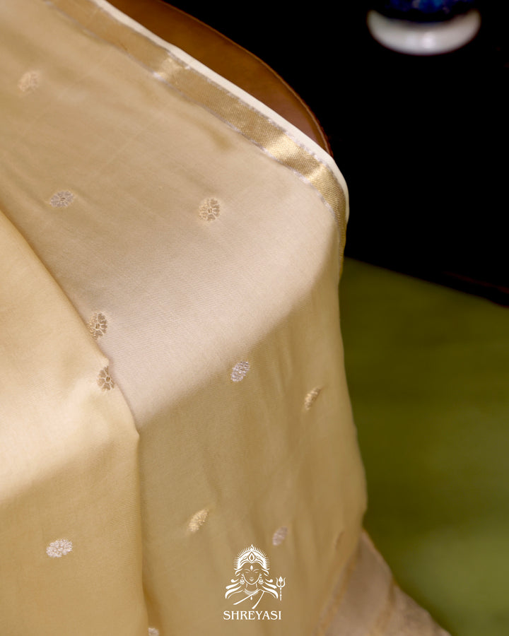 Handloom Pure Mashru Silk Saree with Sona Rupa Meenakari Bhutis and Nakshi Pallu