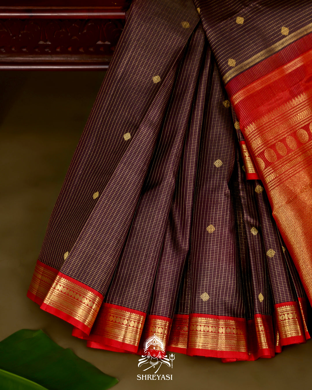 Kanjivaram Silk Saree with Real Zari and Vairoosi Weaving