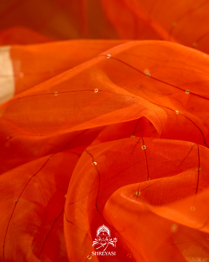 Muslin Jamdani Saree with Needle Weaving and Paithani Tissue Pallu