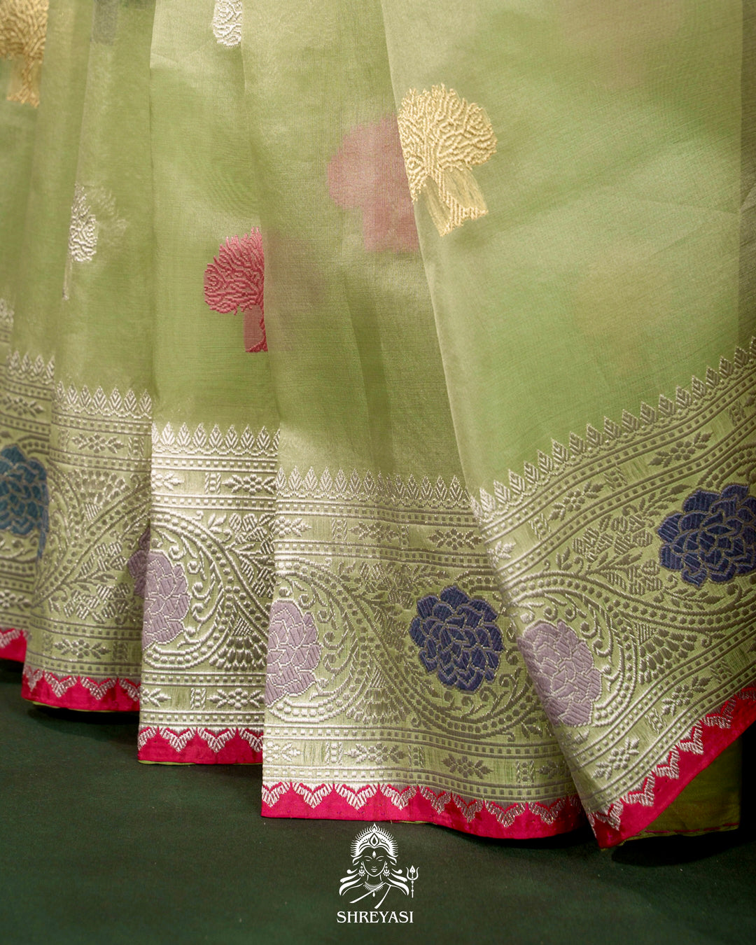 Handloom Pure Banarasi Ektara Kora Silk Saree with Meenakari Weaving & Embroidered Blouse