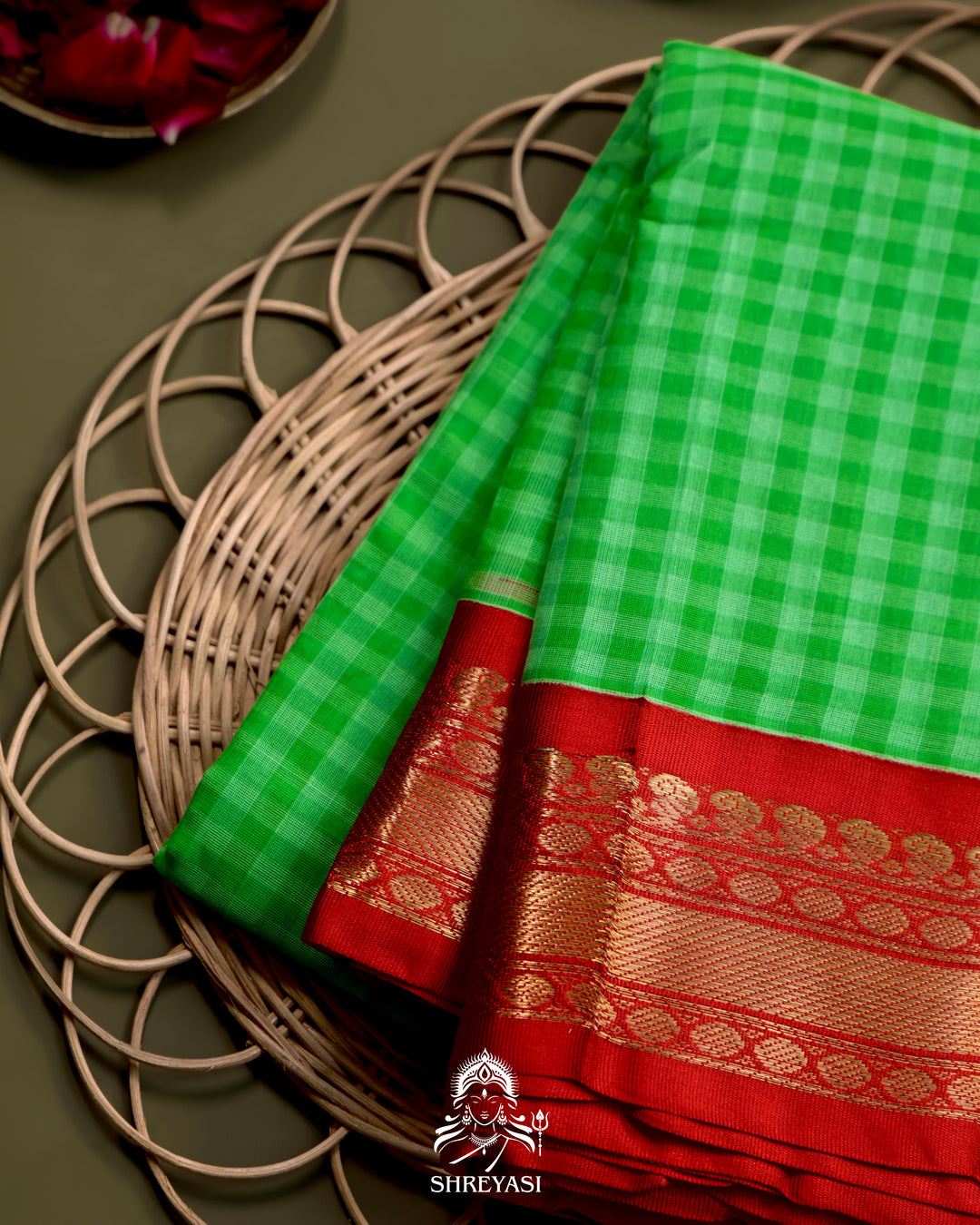 Handloom Pure Gadwal Cotton Saree with Contrast Silk Border and Zari Pallu