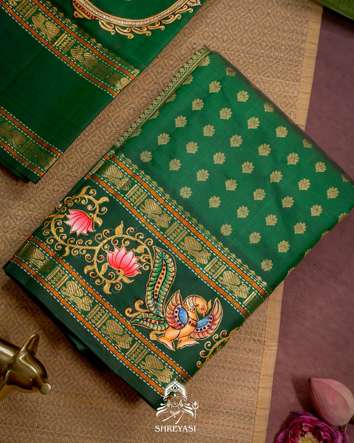 Handloom Pure Kanjivaram Silk Saree in Real Zari with Tanjore Kili and Kamalam Artwork