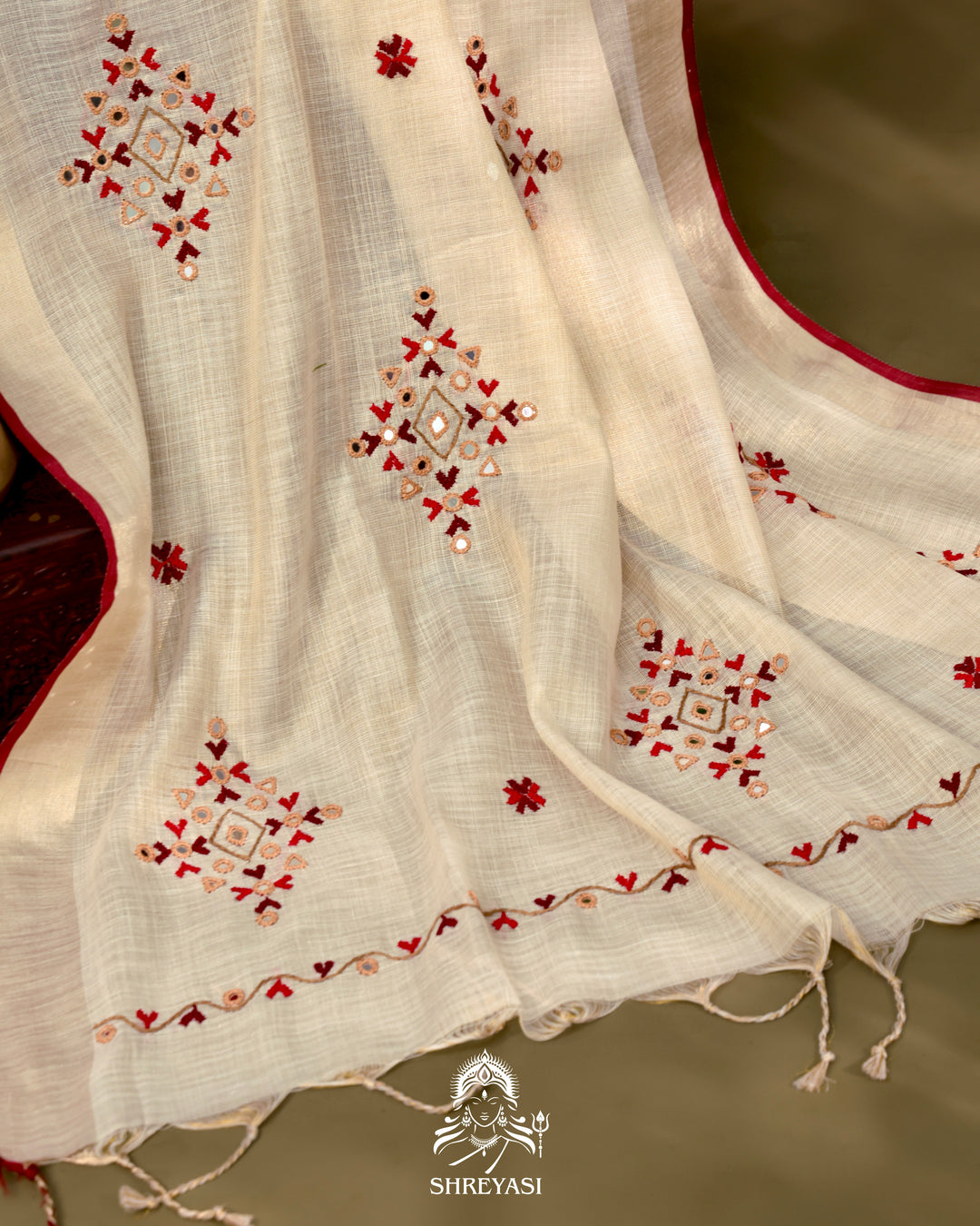 Bengal Linen Tissue Saree with Kathiyawadi Mirror Embroidery
