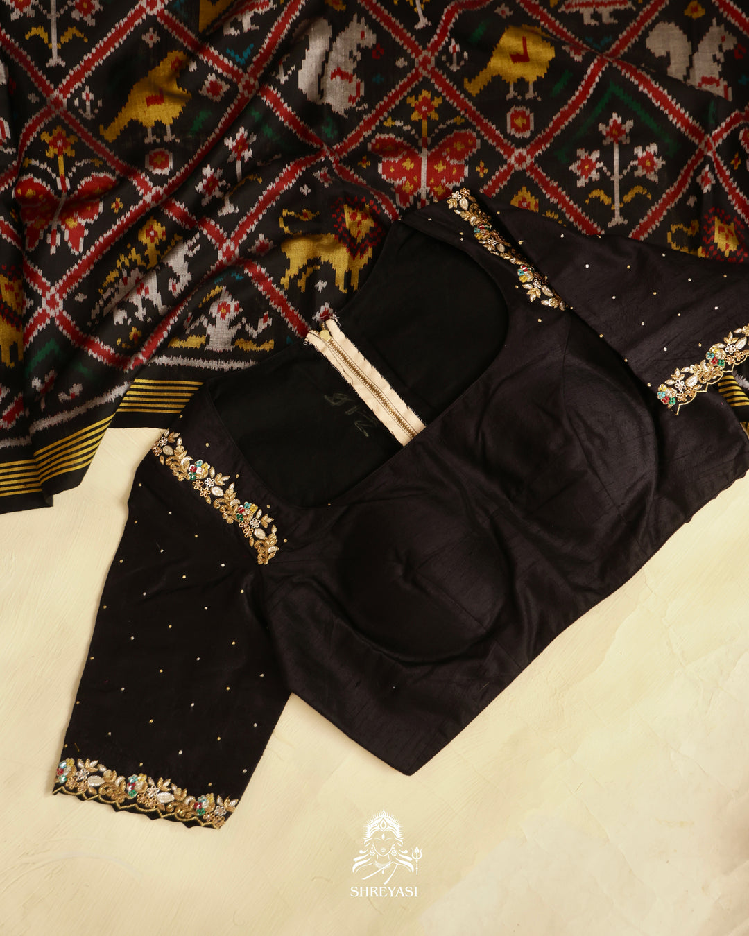 Rajkot Single Ikat Patola Silk Saree