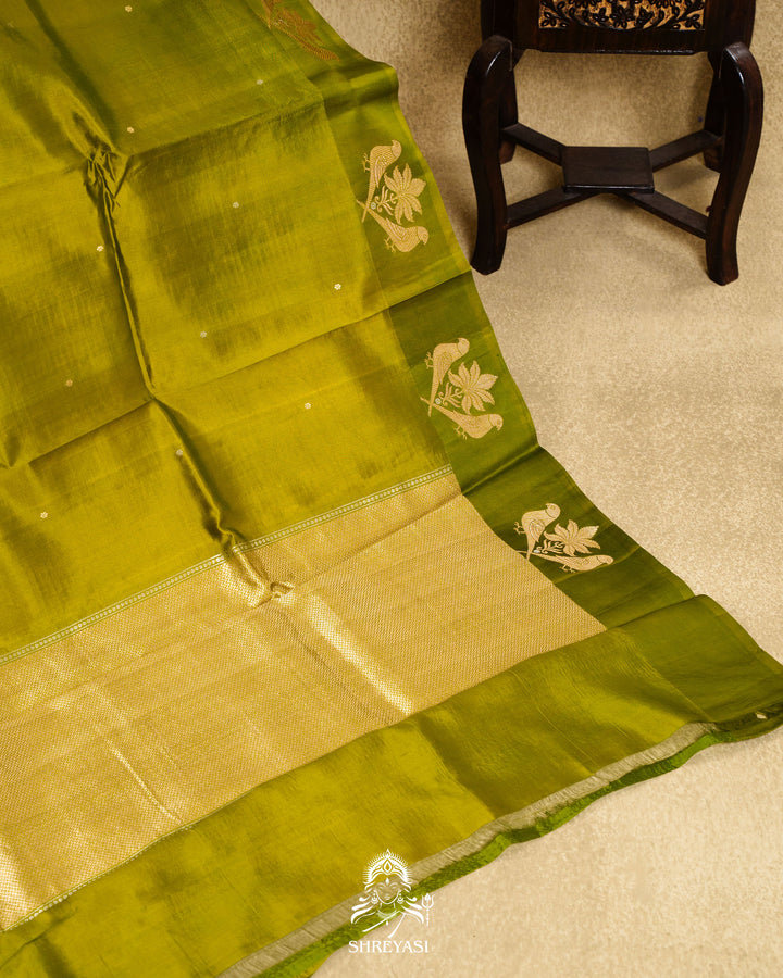 Pure Banarasi Soft Silk Saree with Mashru Border