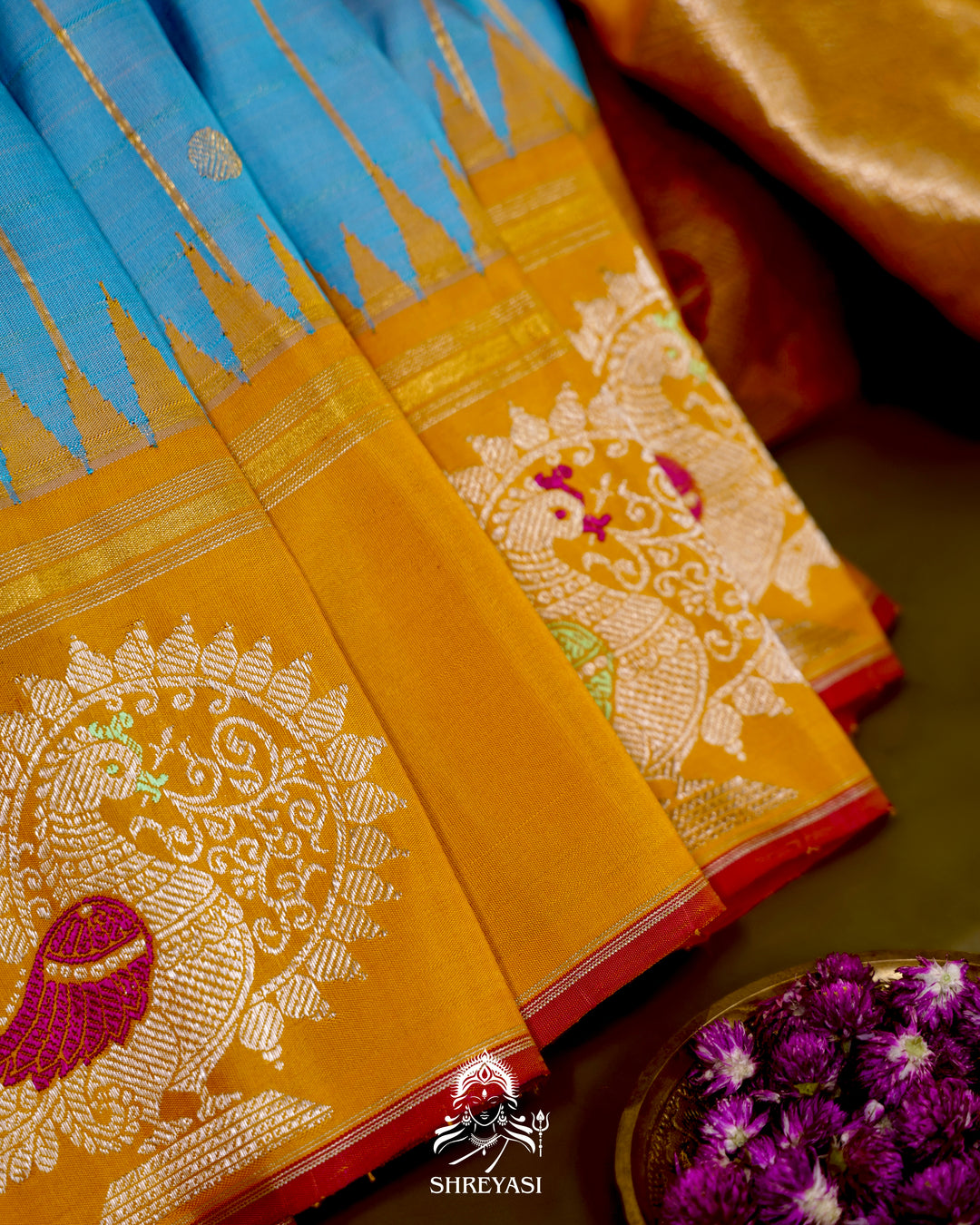 Handloom Pure Gadwal Silk Saree with Kuttu Korvai Border and Zari Peacock Motifs