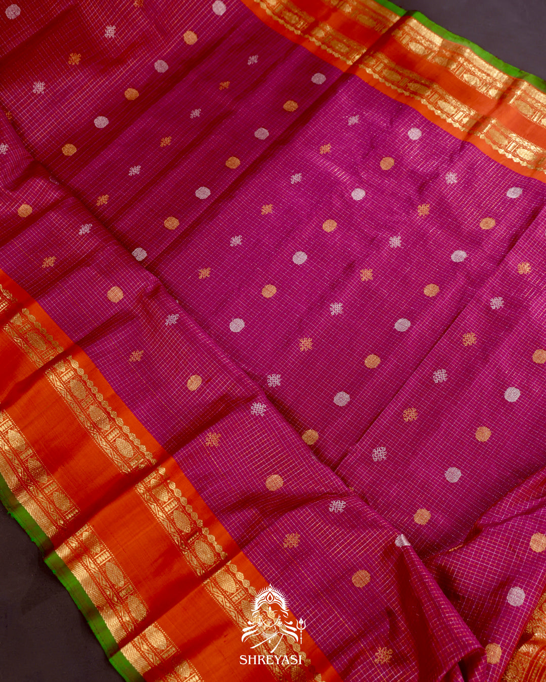 Handloom Pure Gadwal Silk Saree with Kuttu Korvai Border