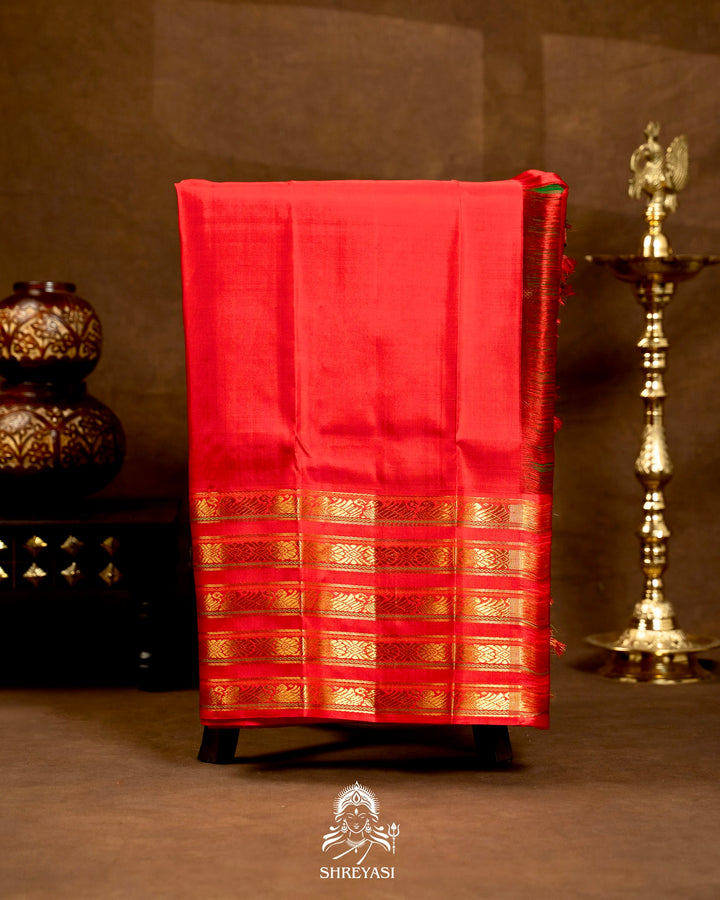 Handloom Pure Kanjivaram Silk Saree in Real Zari in Emerald Green with Kumkum Red Korvai Border