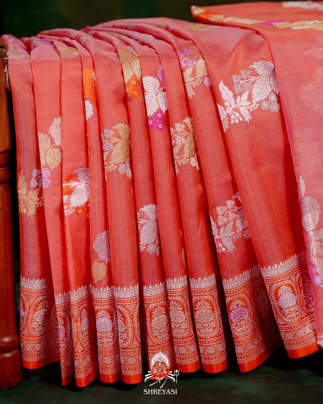 Handloom Pure Banarasi Ektara Kora Silk Saree with Kadiyal Border