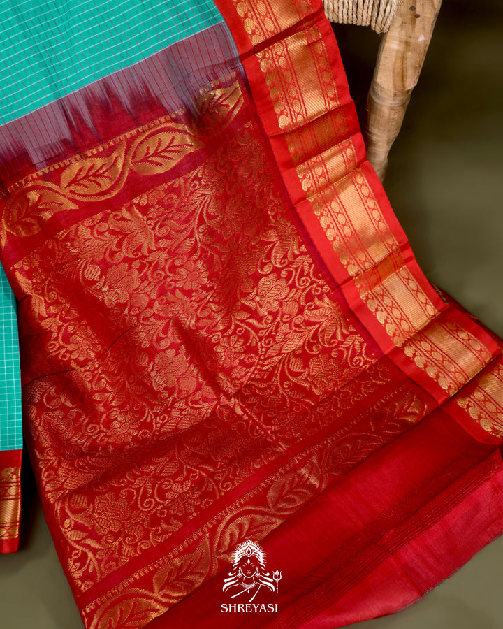 Handloom Pure Gadwal Cotton Saree with Contrast Silk Border and Zari Pallu