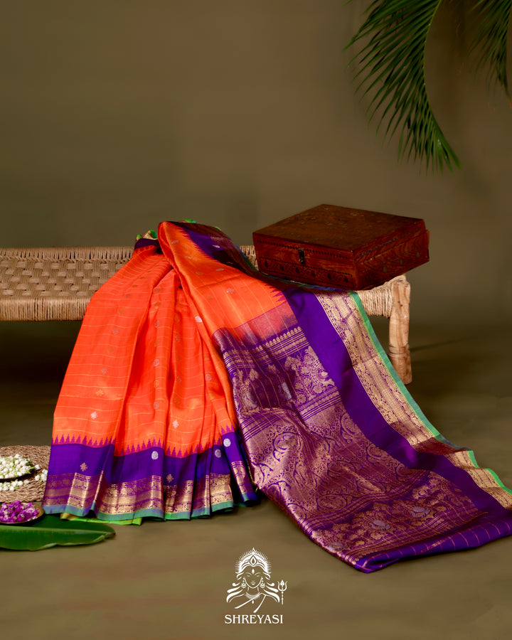 Handloom Pure Gadwal Silk Saree with Kuttu Korvai Border and Contrast Bhuti Blouse