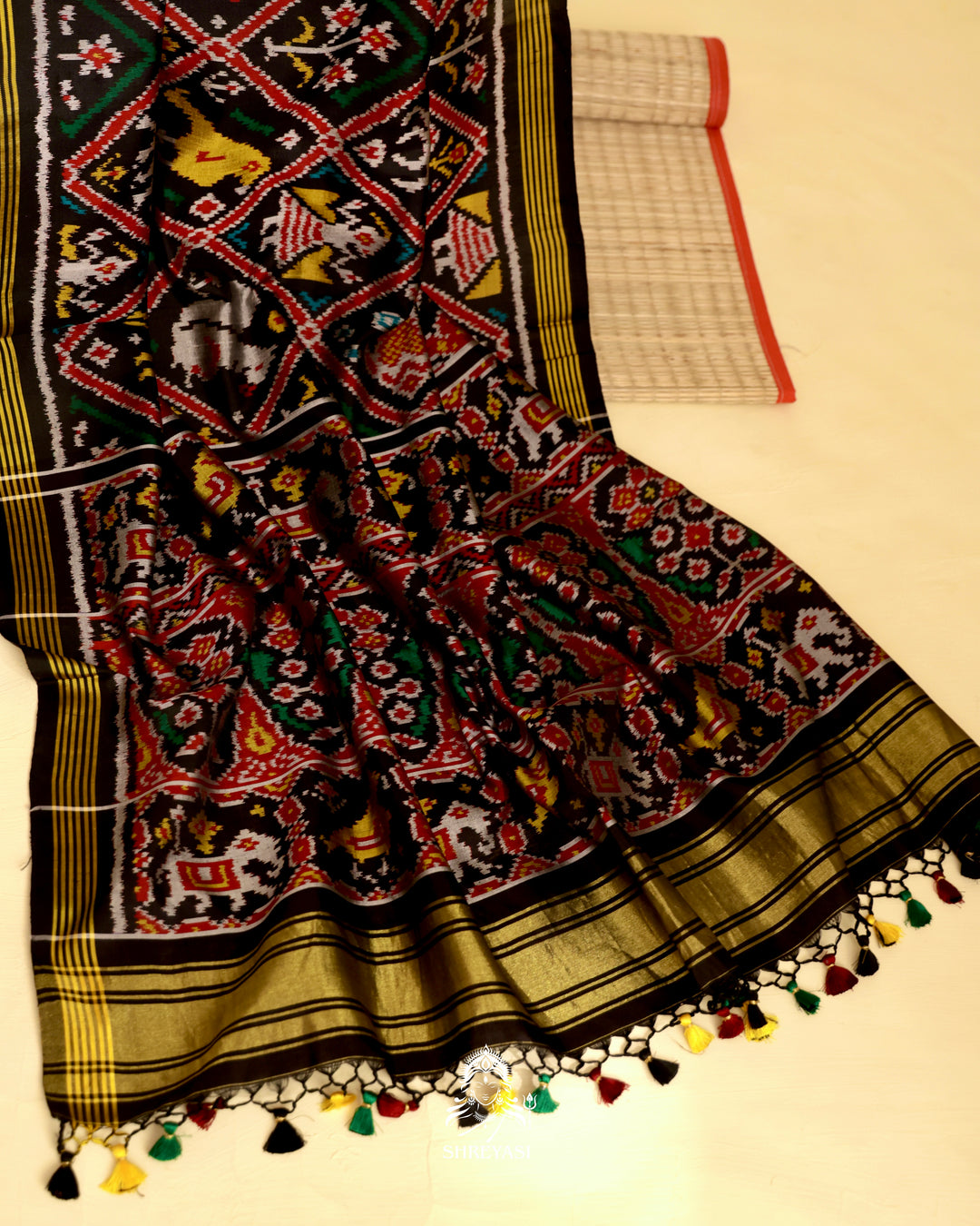 Rajkot Single Ikat Patola Silk Saree